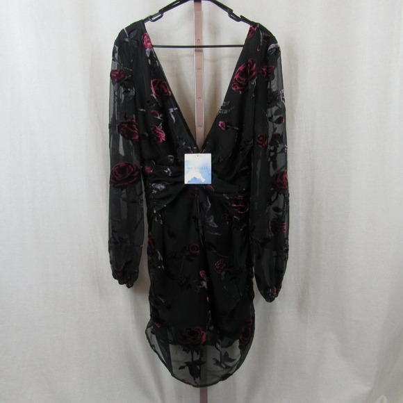 NWT Majorelle XL Revolve Ava Deep V Dress in Black Floral Red Roses Velvet - Picture 4 of 8